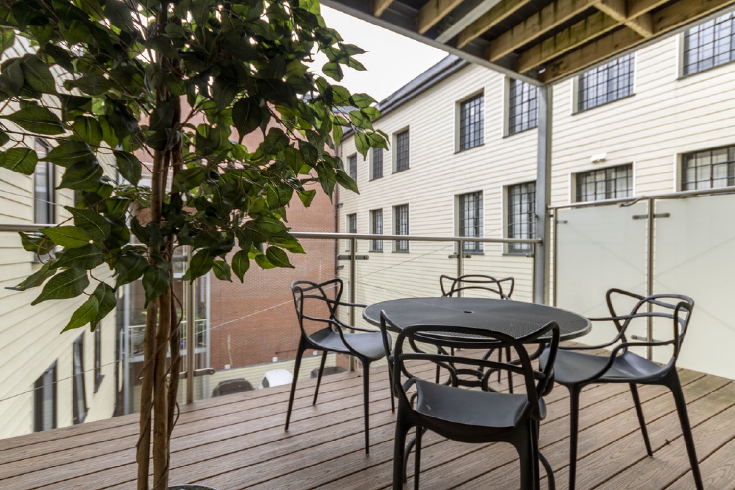 3 bedroom Flat for Letting St Pauls Chambers, Caroline Street, off St Pauls Square, Jewellery Quarter, B3