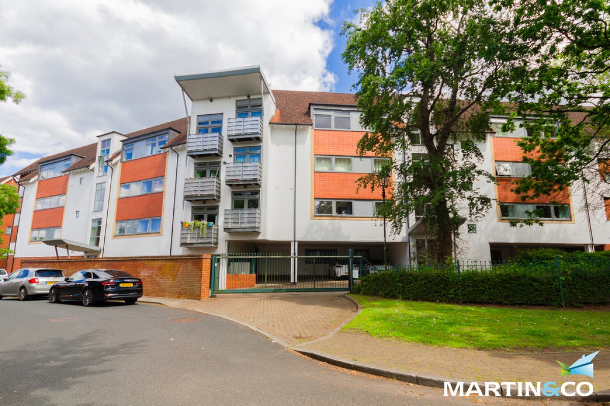 Woodbrooke Grove, Northfield, B31