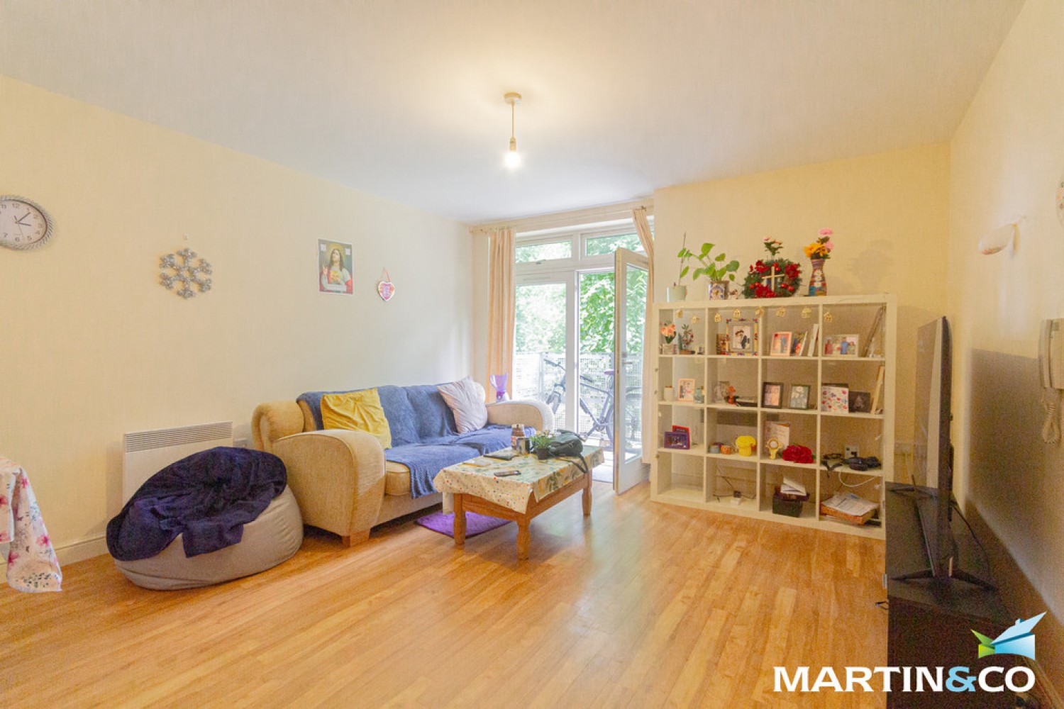 2 bedroom Flat for Letting Woodbrooke Grove, Northfield, B31