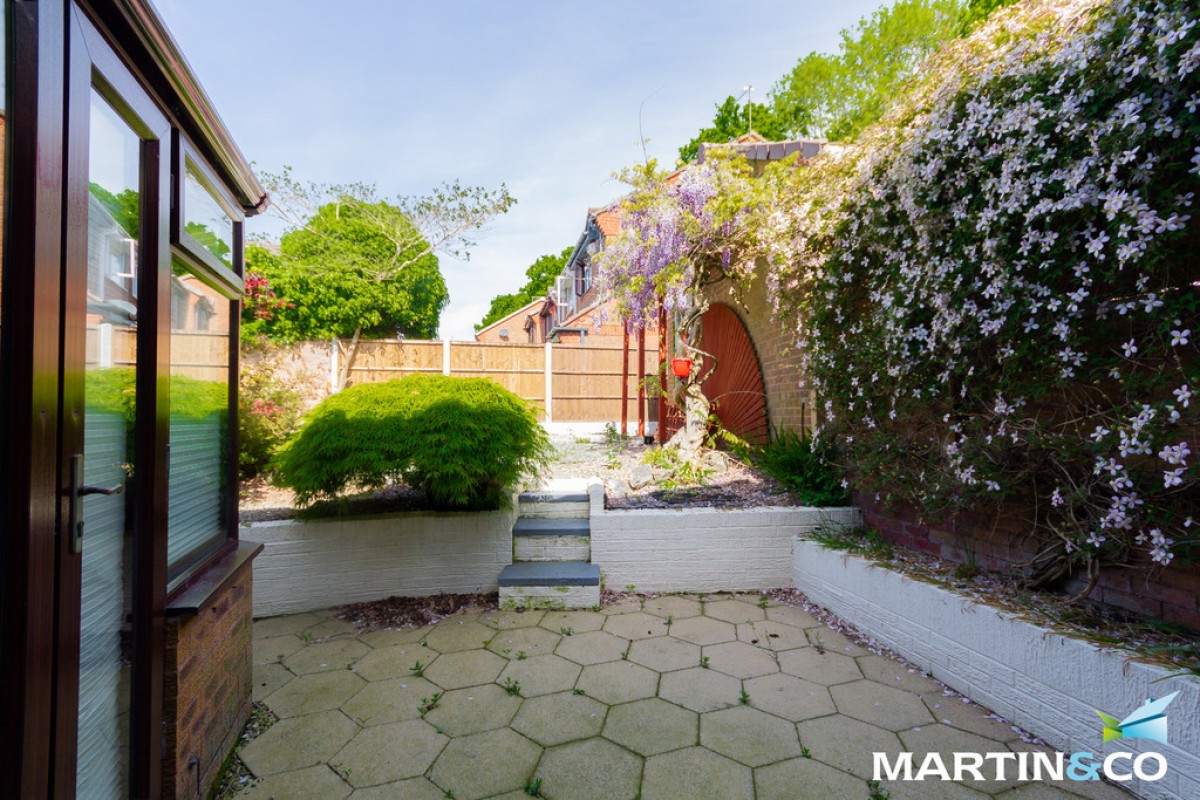 Heathy Farm Close, Bartley Green, B32