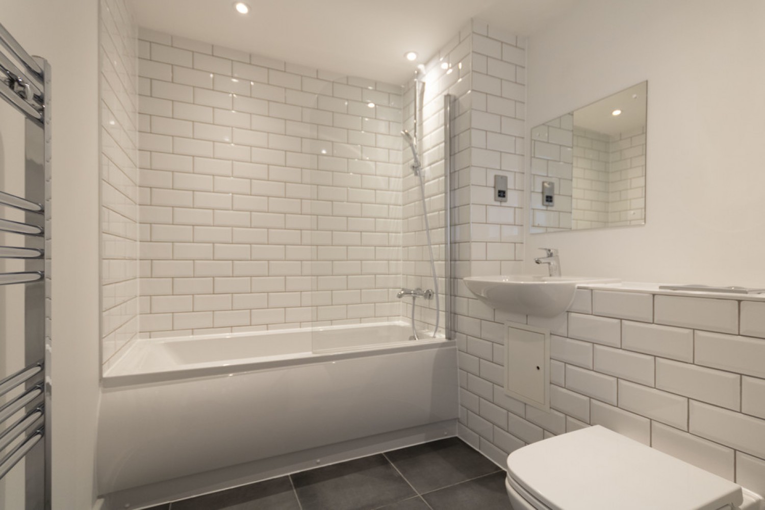 2 bedroom Flat for Letting Moseley Gardens, Moseley Street, Digbeth, B12