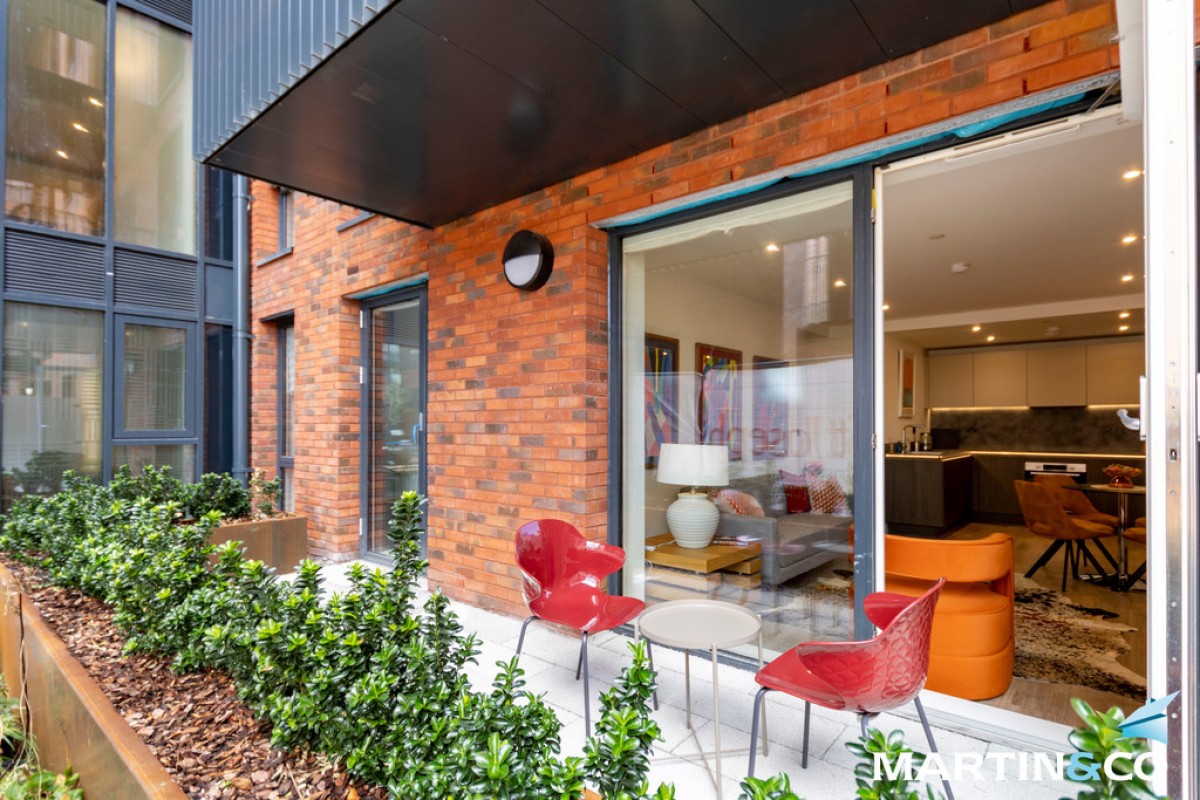 2 bedrooms Apartment to rent in The Fazeley, Snow Hill Wharf, Shadwell