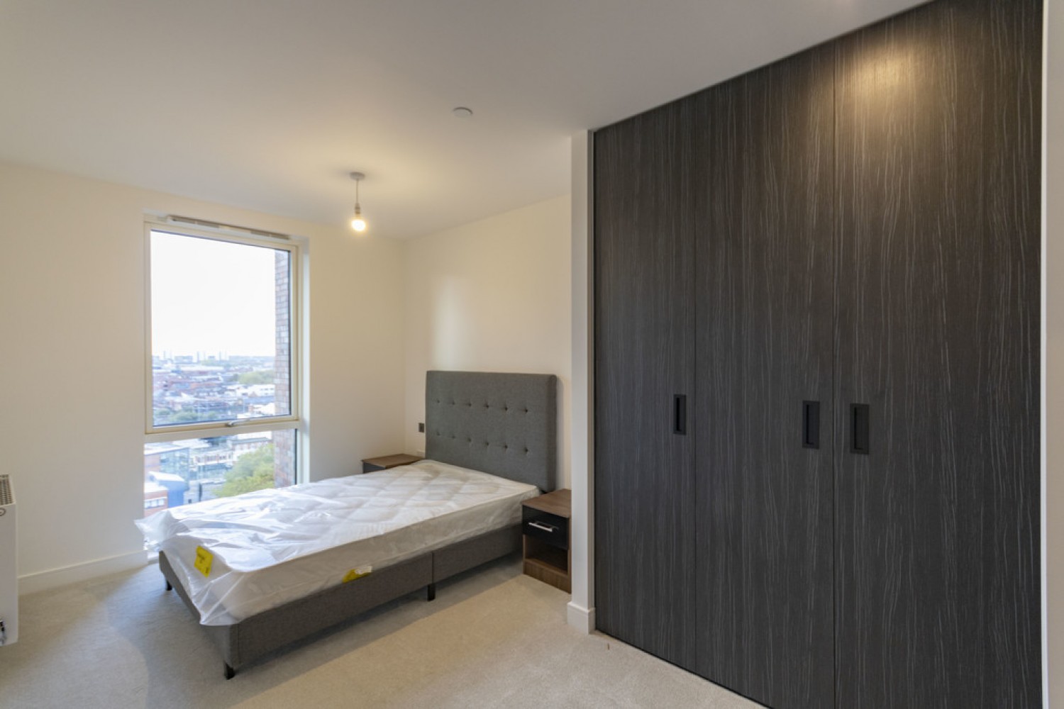 1 bedroom Flat for Letting The Regent, Snow Hill Wharf, Shadwell Street, Birmingham, B4