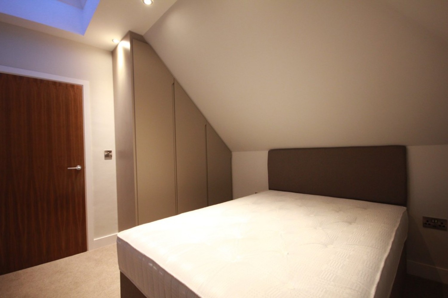 1 bedroom Flat for Letting The Folium, Caroline Street, off St Pauls Square, B3