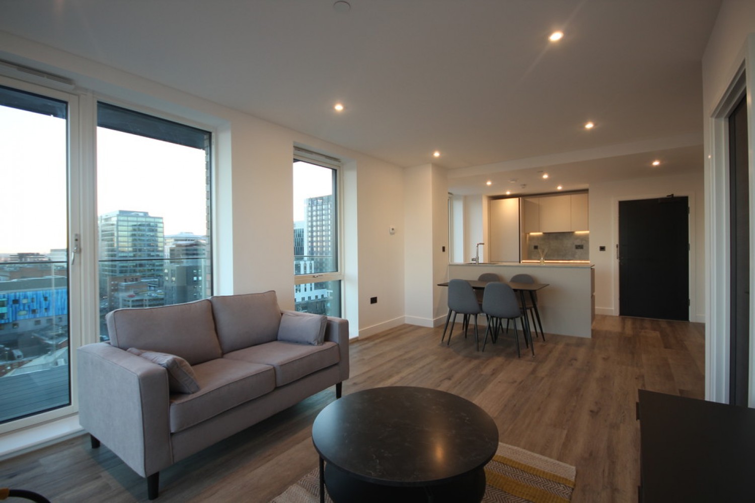 1 bedroom Flat for Letting The Regent, Snow Hill Wharf, Shadwell Street, Birmingham, B4