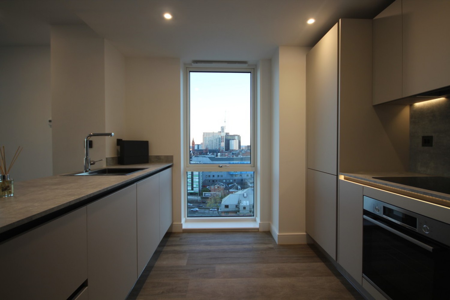 1 bedroom Flat for Letting The Regent, Snow Hill Wharf, Shadwell Street, Birmingham, B4