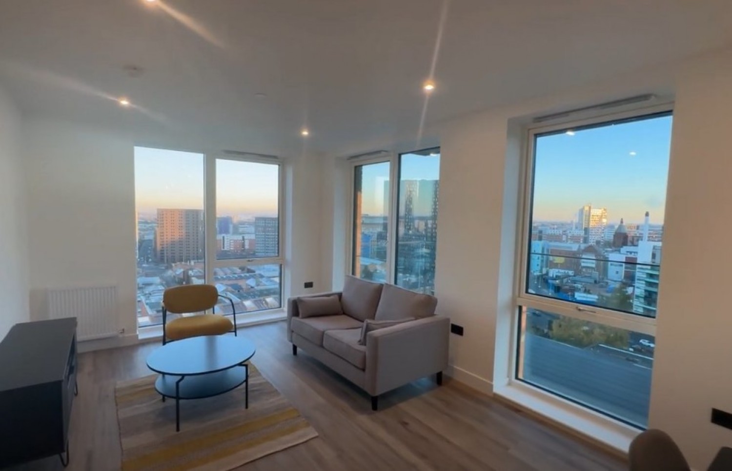 1 bedroom Flat for Letting The Regent, Snow Hill Wharf, Shadwell Street, Birmingham, B4