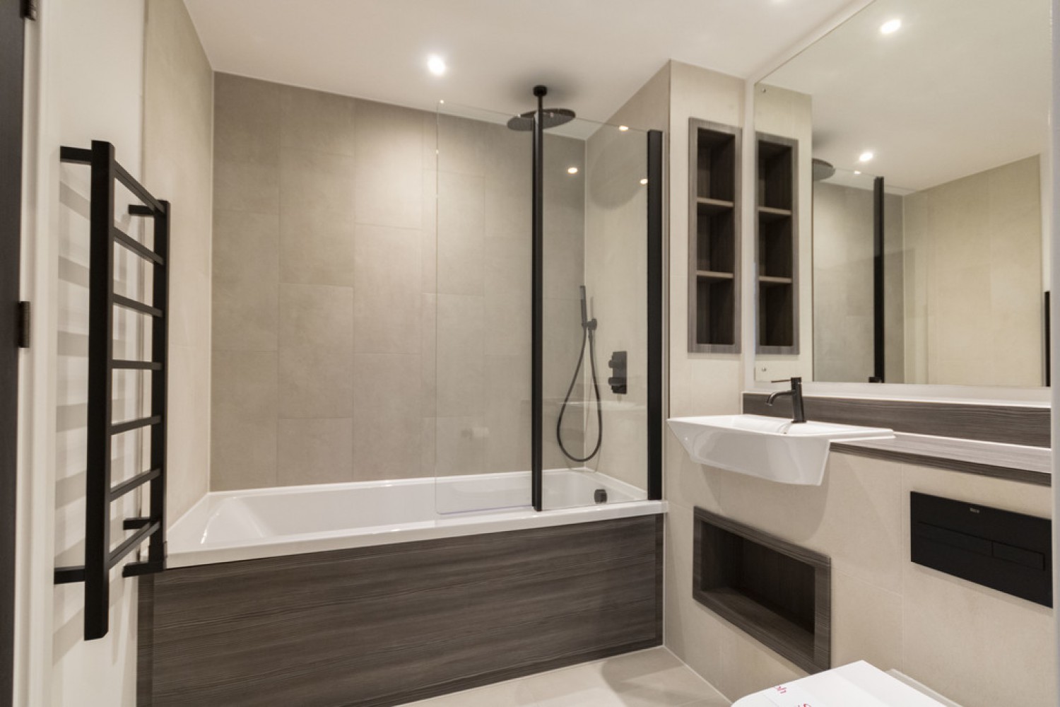 1 bedroom Flat for Letting The Colmore, Snow Hill Wharf, Shadwell Street, Birmingham, B4