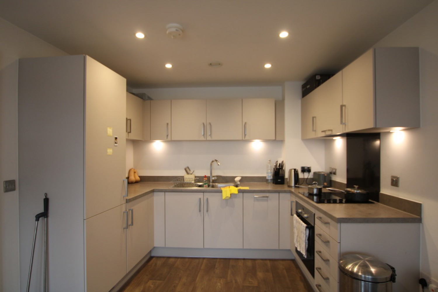 1 bedroom Flat for Letting Lincoln Apartments, Lexington Gardens, Park Central, B15