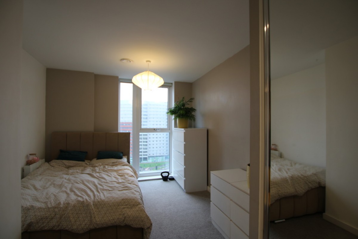 Lincoln Apartments, Lexington Gardens, Park Central, B15