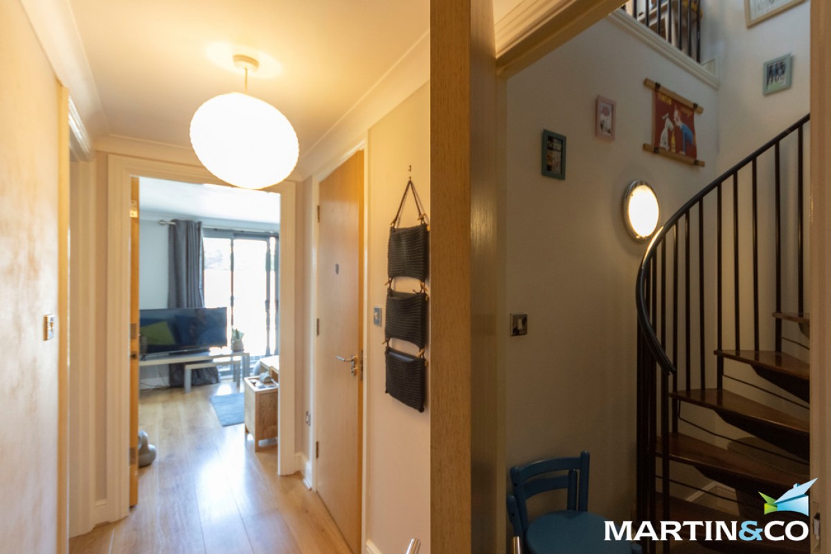The Red Apartments, Broadway Plaza, Five Ways, B16