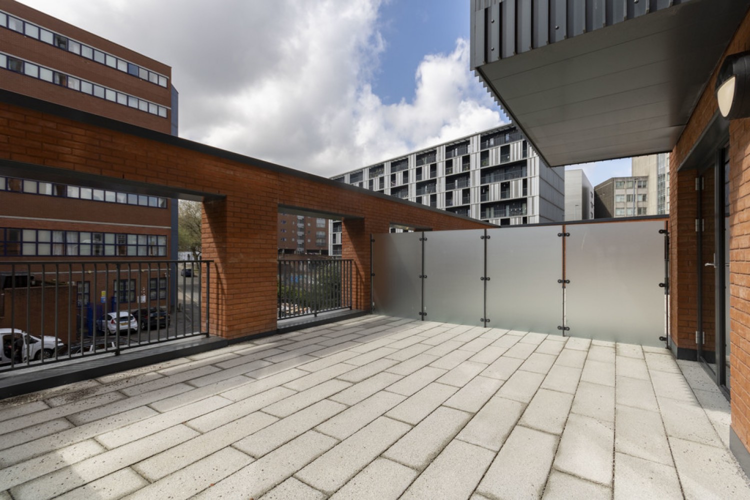 1 bedroom Flat for Letting The Colmore, Snow Hill Wharf, Shadwell Street, Birmingham, B4