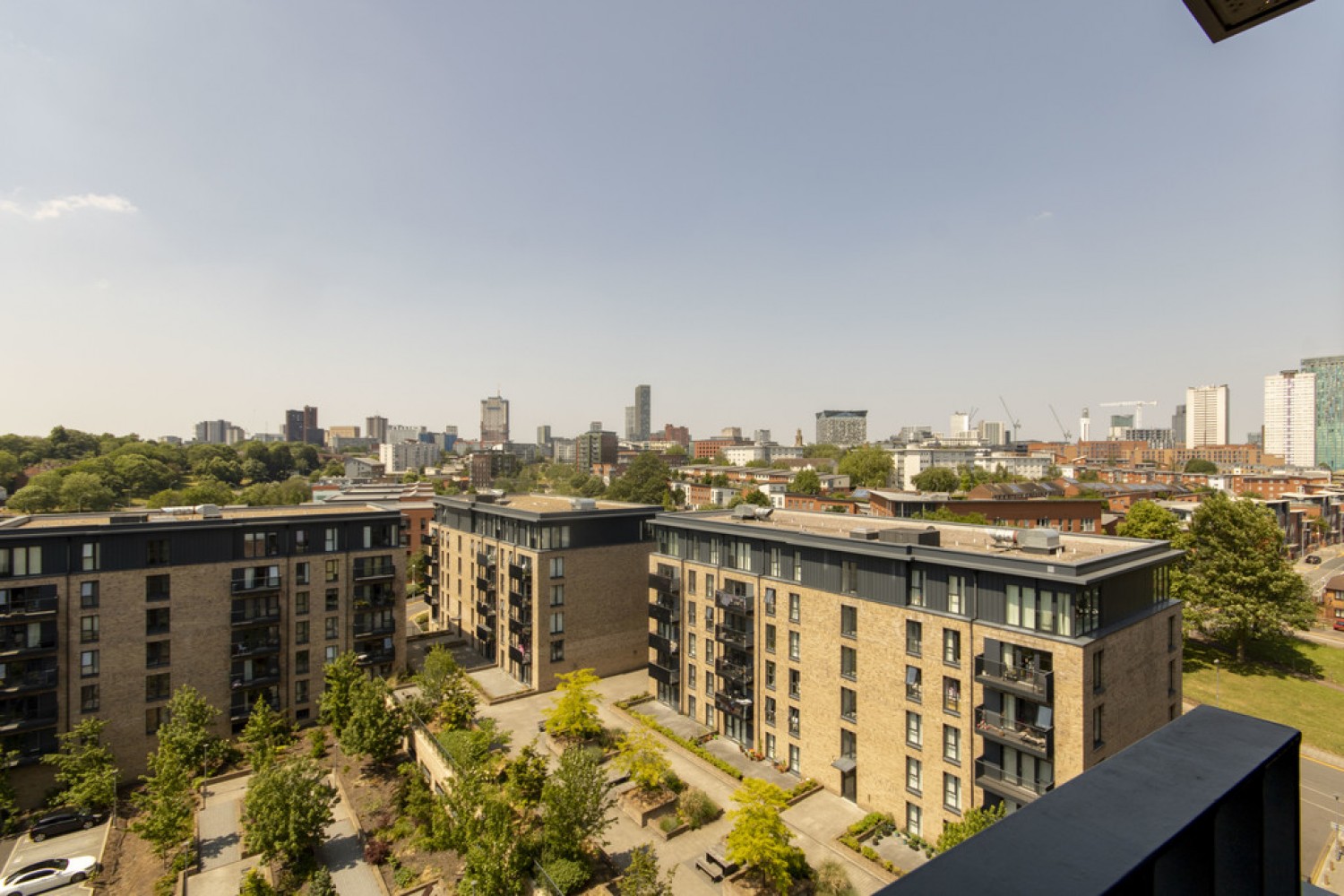 3 bedroom Flat in Lincoln Apartments, Lexington Gardens, Birmingham, B15