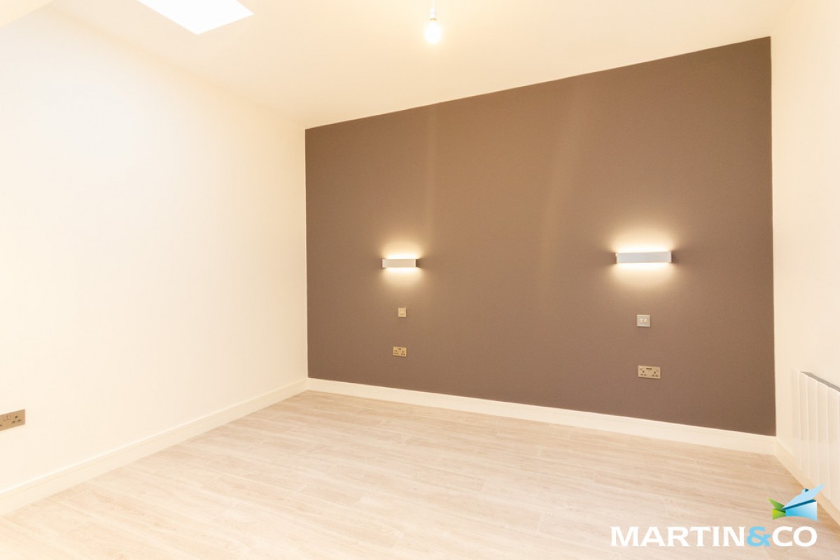 High Street, Harborne, B17