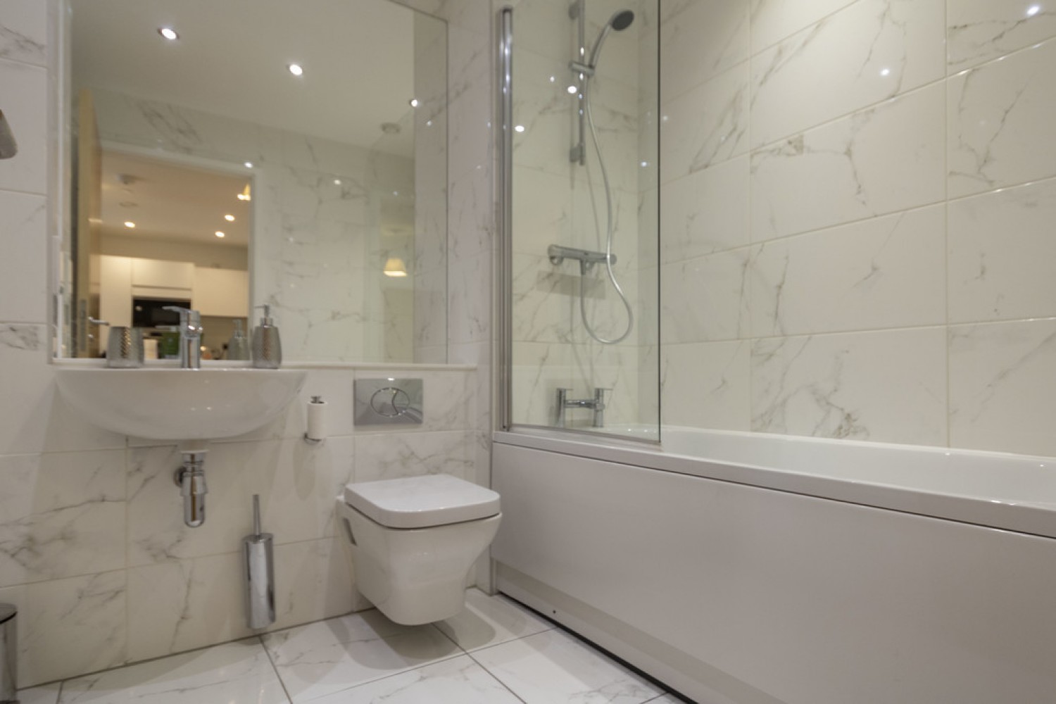 2 bedroom Flat for Letting The Axium, Windmill Street, Birmingham, B1