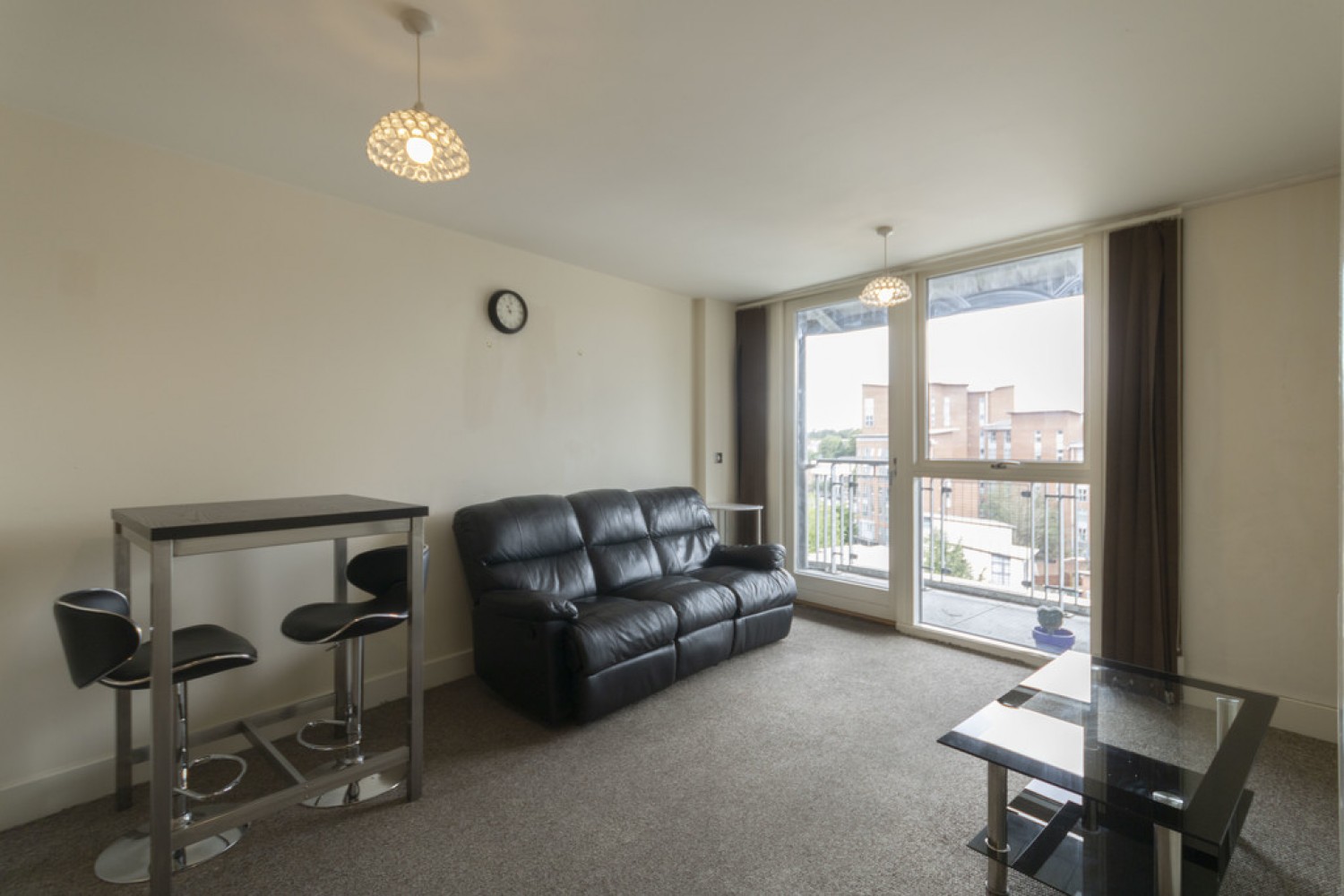 Longleat Avenue, Park Central, B15