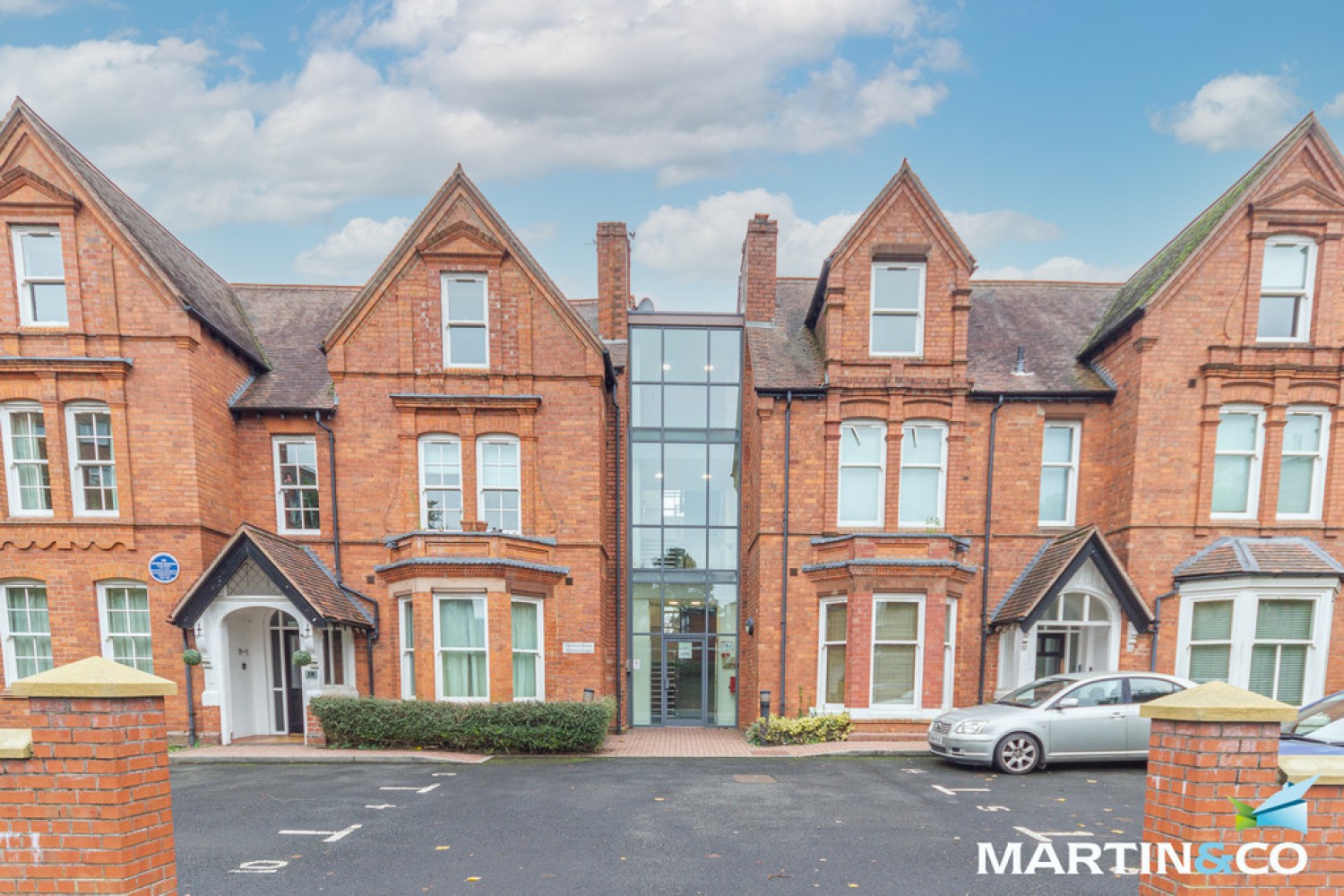 2 bedroom Flat for Letting Victoria House, Manor Road, Edgbaston, B16