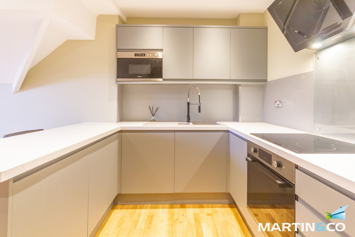 2 bedroom Flat for Letting Victoria House, Manor Road, Edgbaston, B16