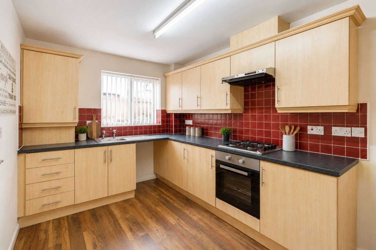 2 bedroom House for Letting Wallbrook Street, Coseley, WV14