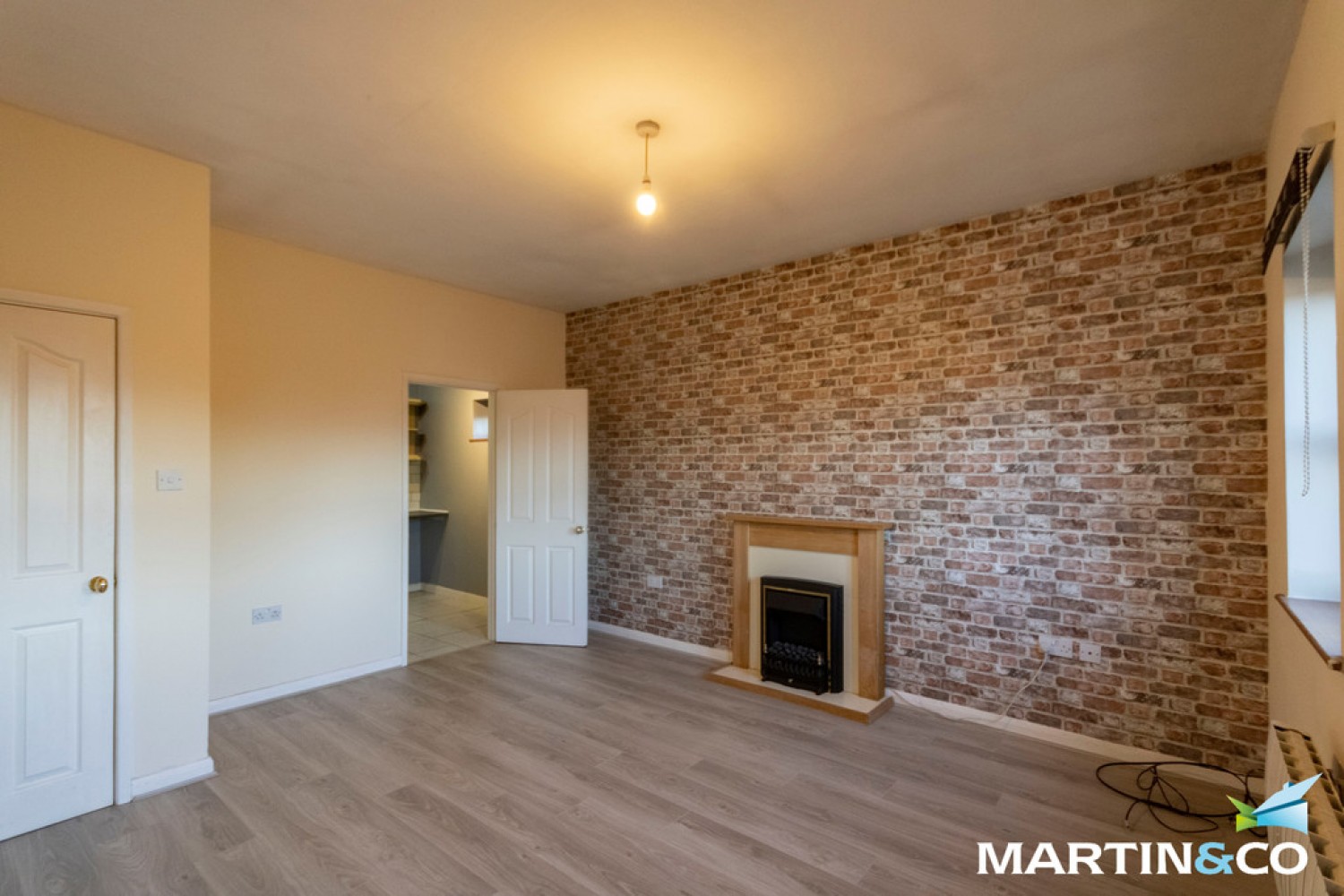 2 bedroom Flat for Letting Bank Street, Coseley, WV14