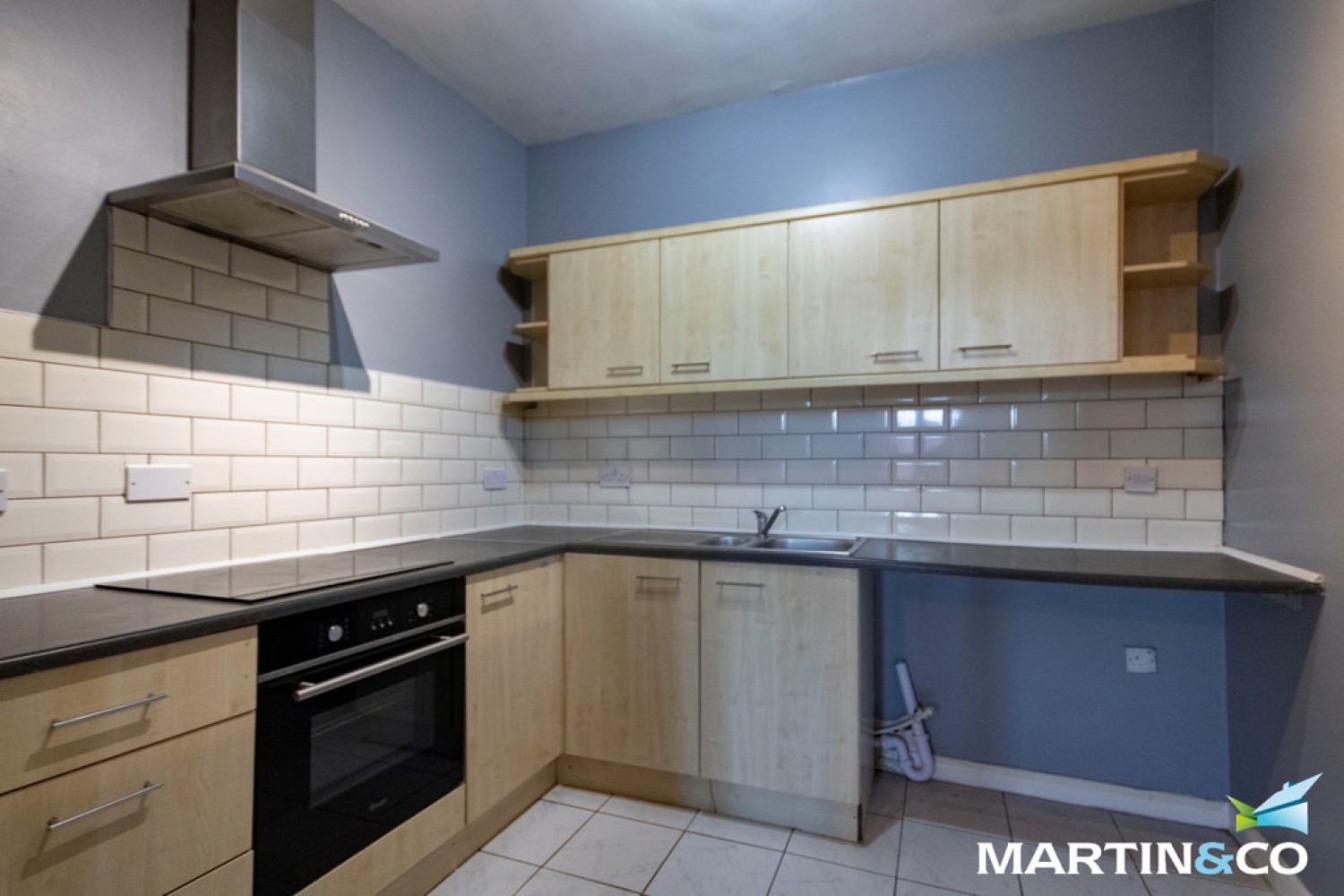 2 bedroom Flat for Letting Bank Street, Coseley, WV14