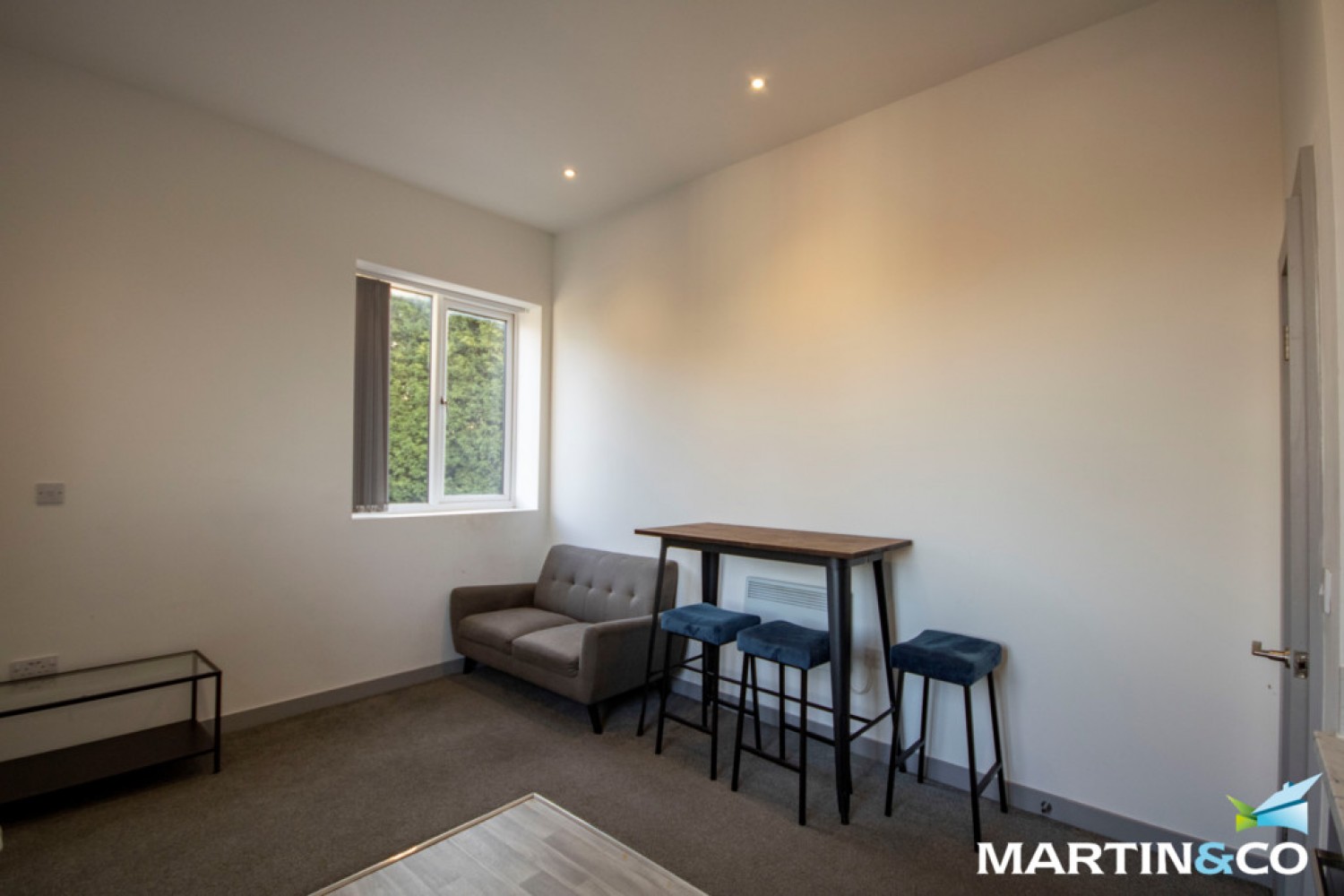 1 bedroom Flat for Letting Oak Court, Dudley Road, Brierley Hill, DY5