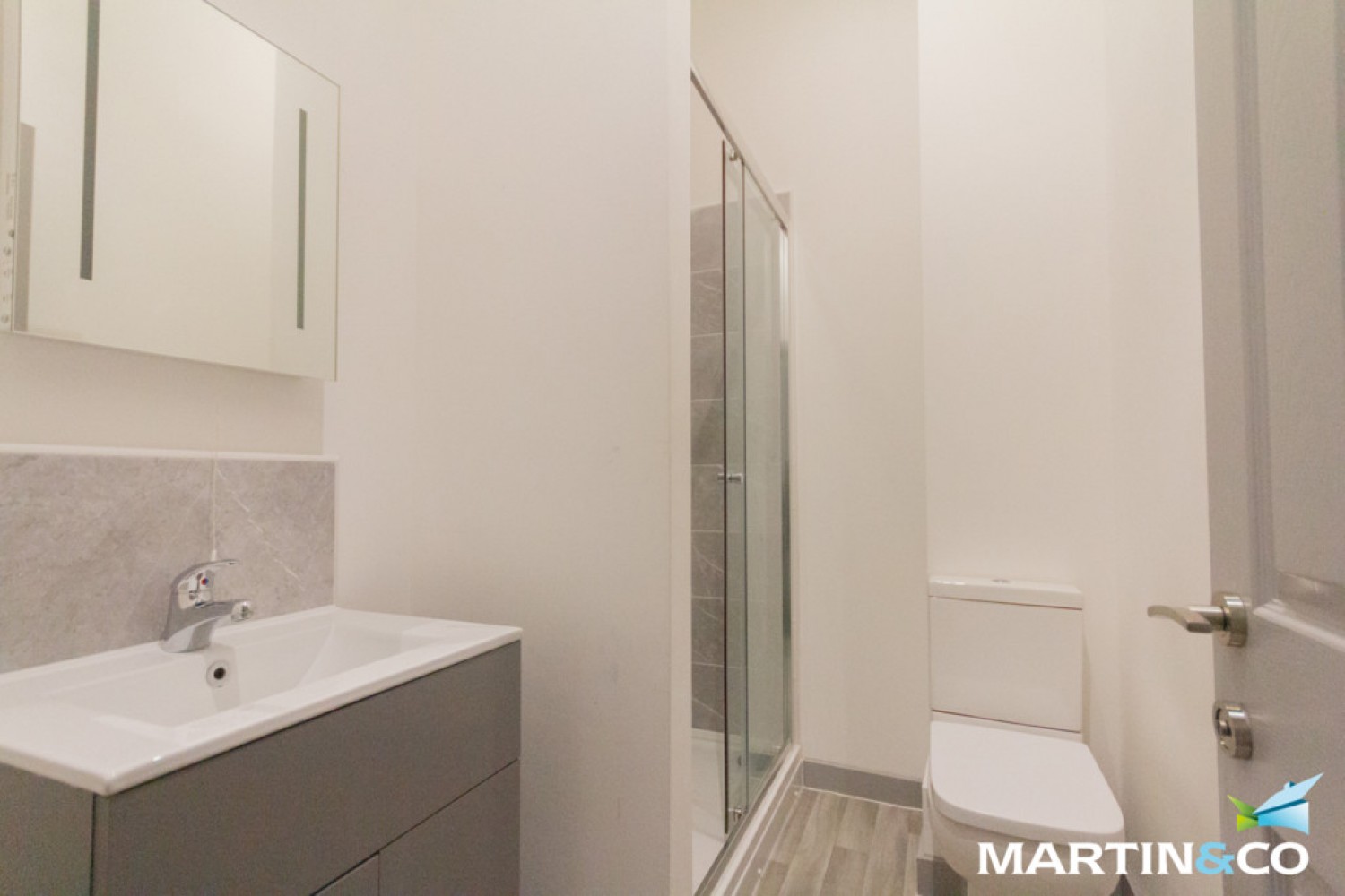 1 bedroom Flat in Oak Court, Dudley Road, Brierley Hill, DY5