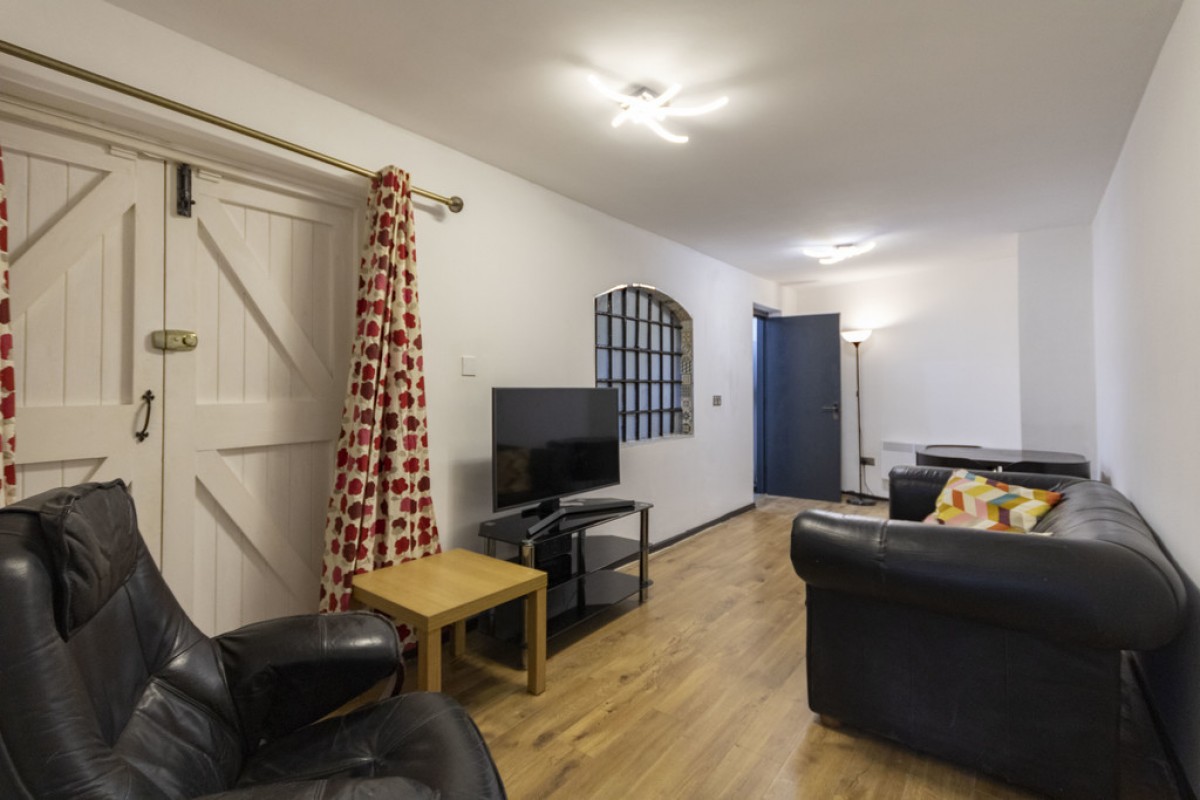 Warstone Parade East, Jewellery Quarter, B18