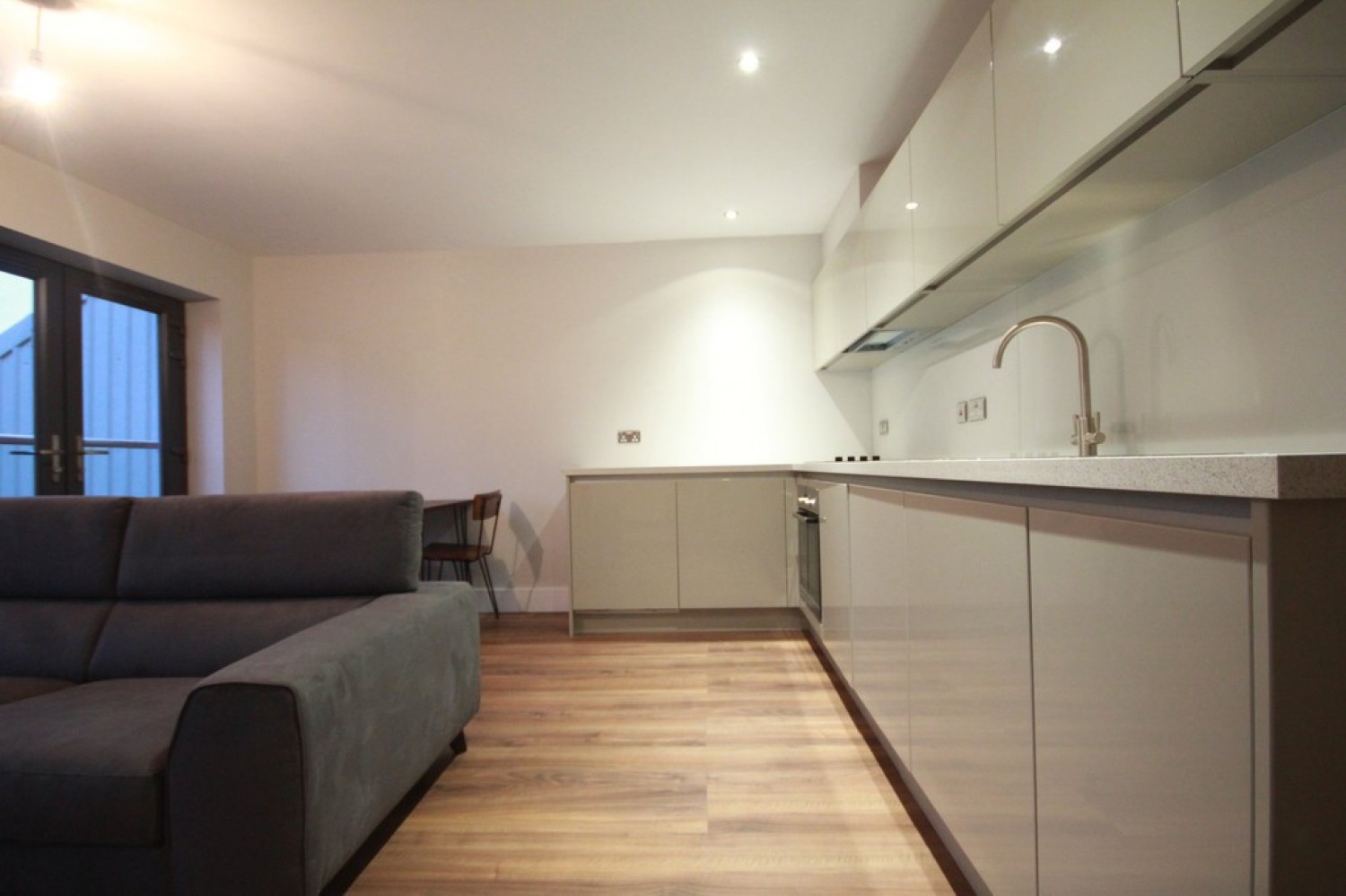 2 bedroom Flat for Letting The Folium, Caroline Street, off St Pauls Square, B3