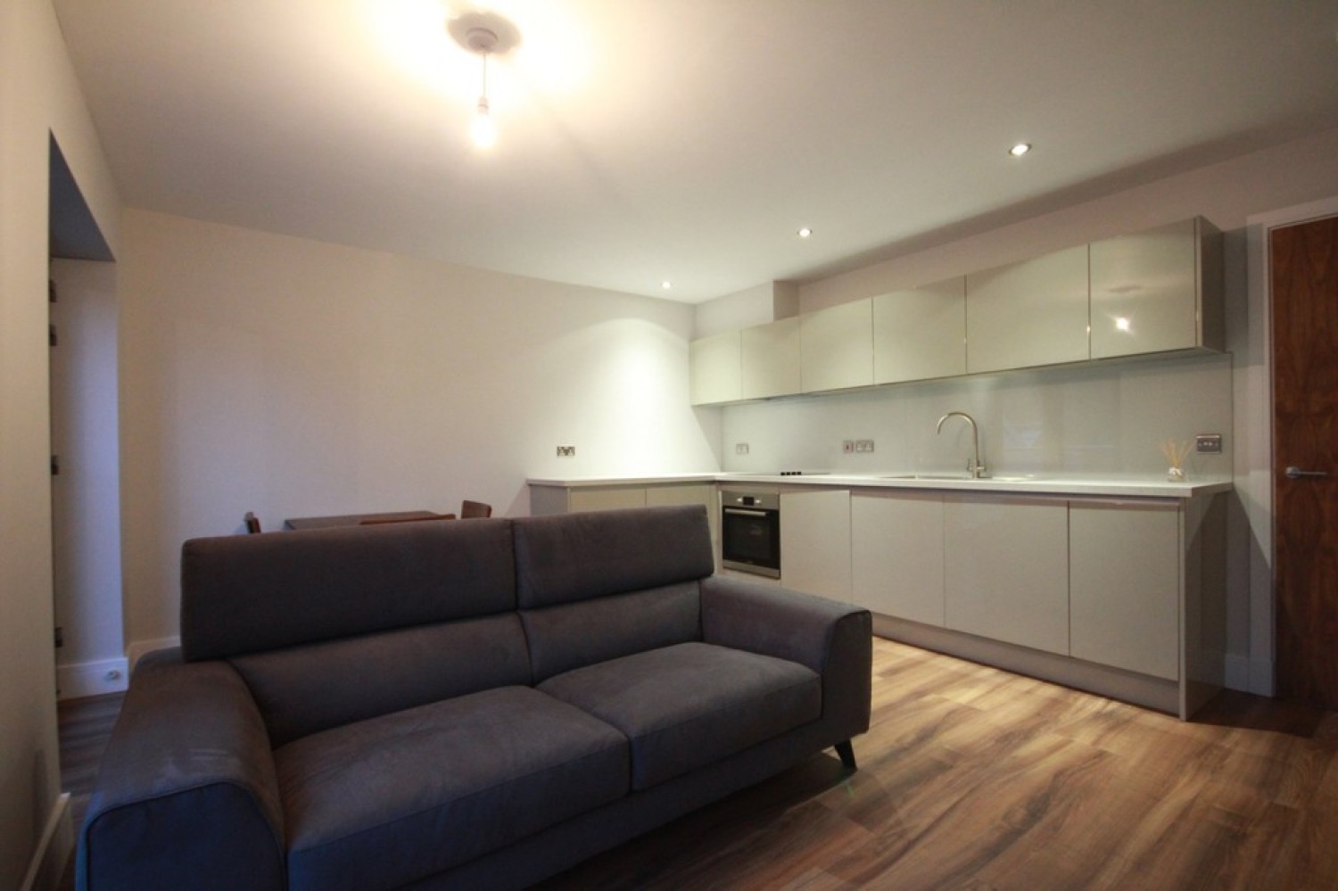 2 bedroom Flat for Letting The Folium, Caroline Street, off St Pauls Square, B3