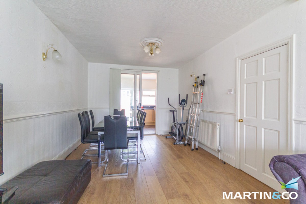 Norman Avenue, Harborne, B32