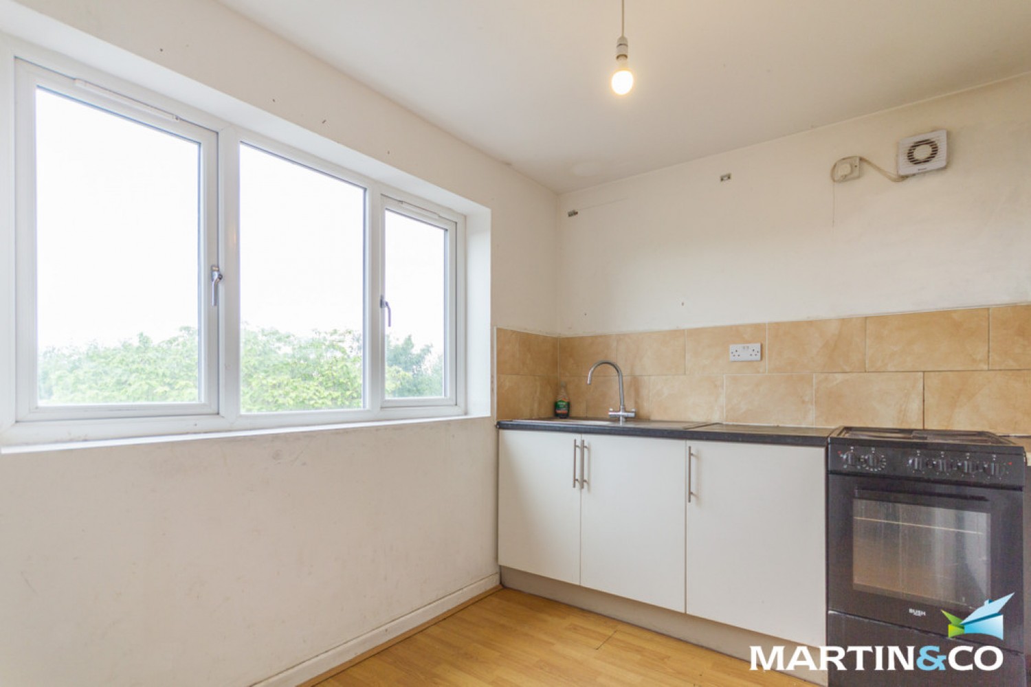 1 bedroom Flat for Letting Victoria Park Road, Smethwick, B66