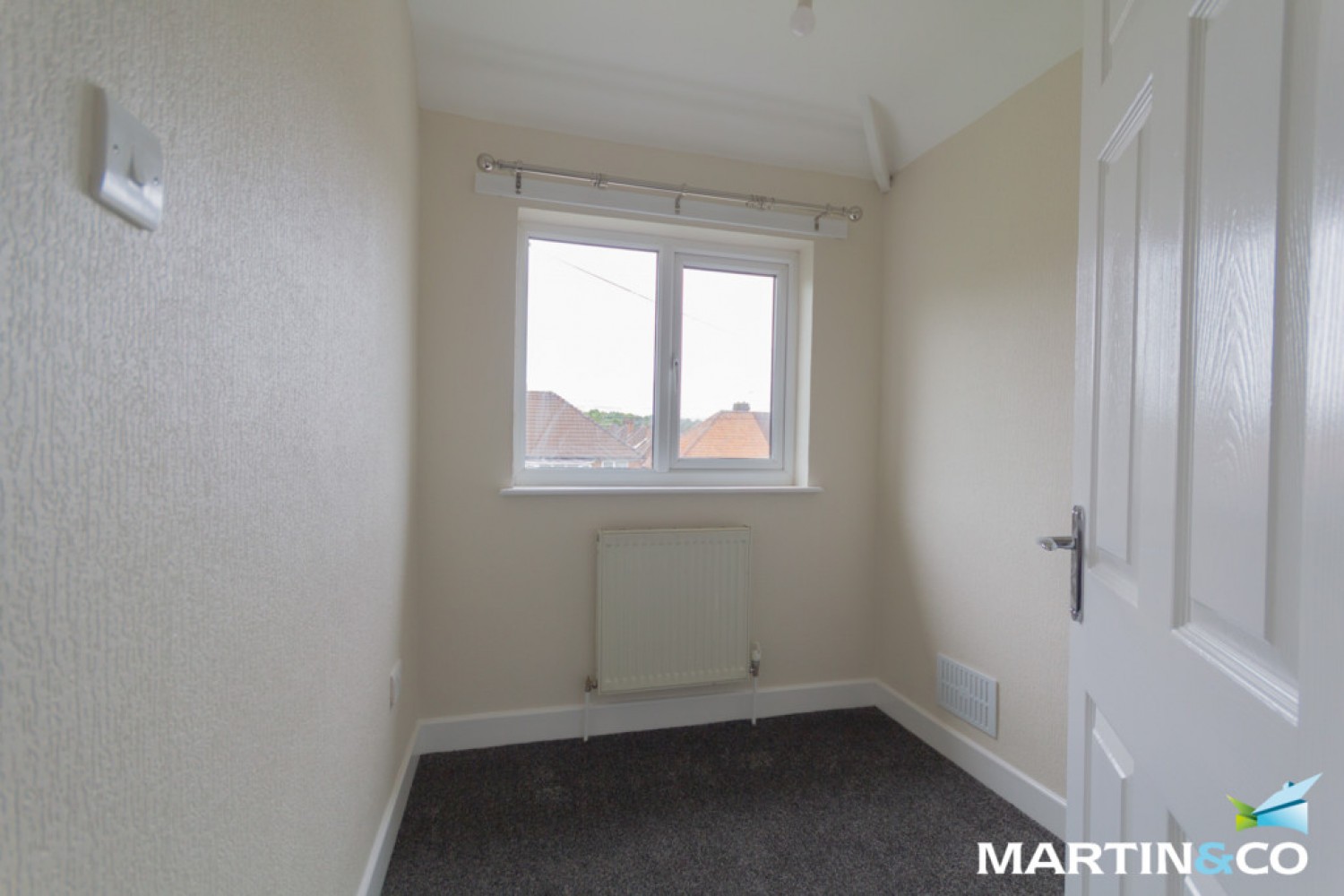 Hansom Road, Quinton, B32