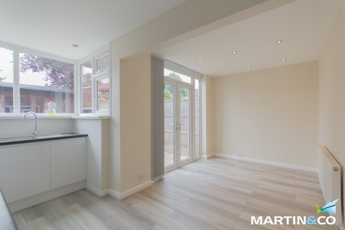 Hansom Road, Quinton, B32