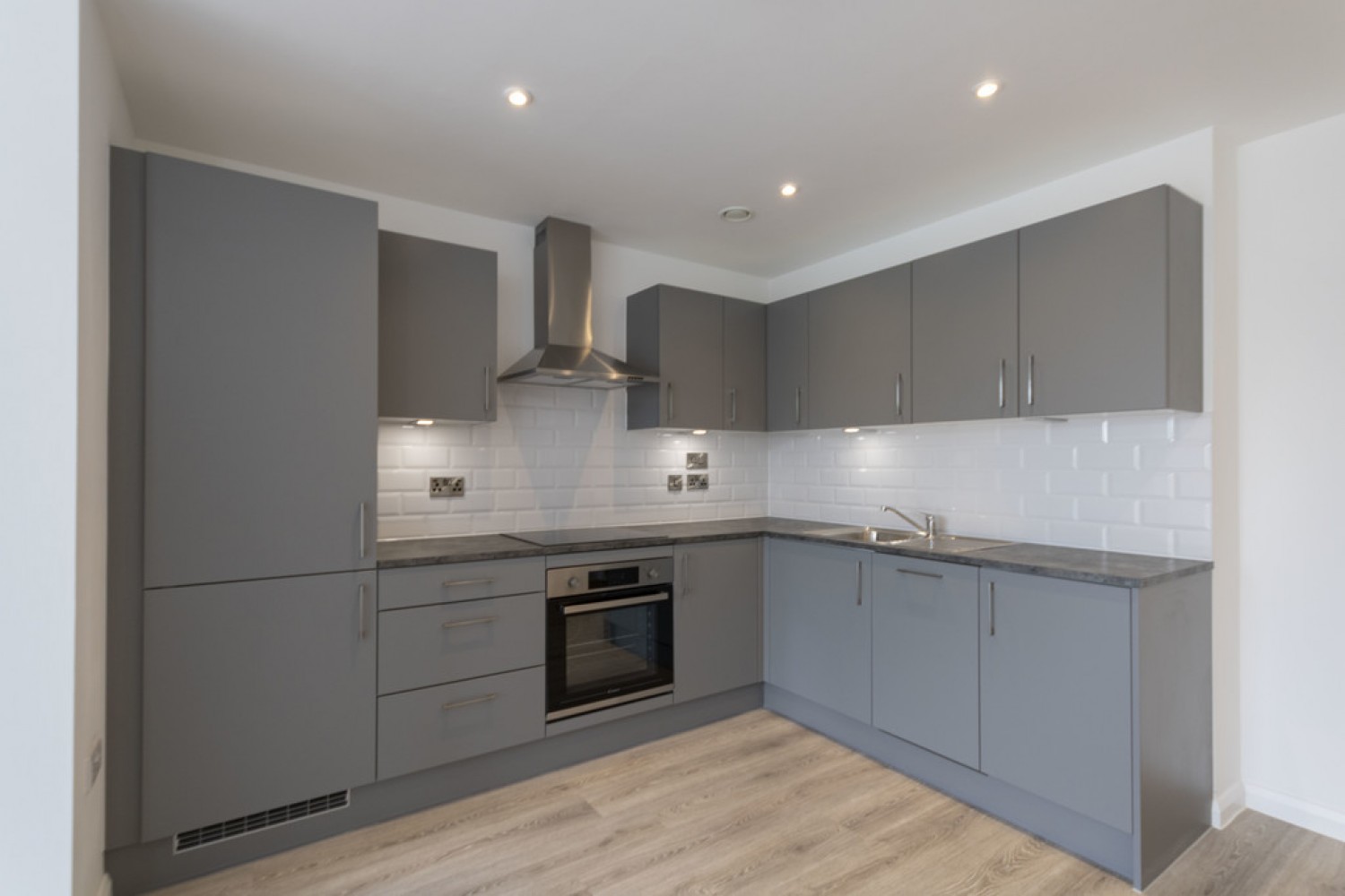 2 bedroom Flat for Letting Park View, Darwin Street, Birmingham, B12