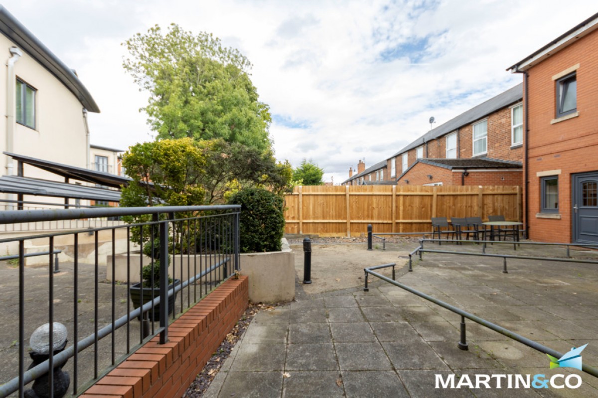 Greenfield Road, Harborne, B17