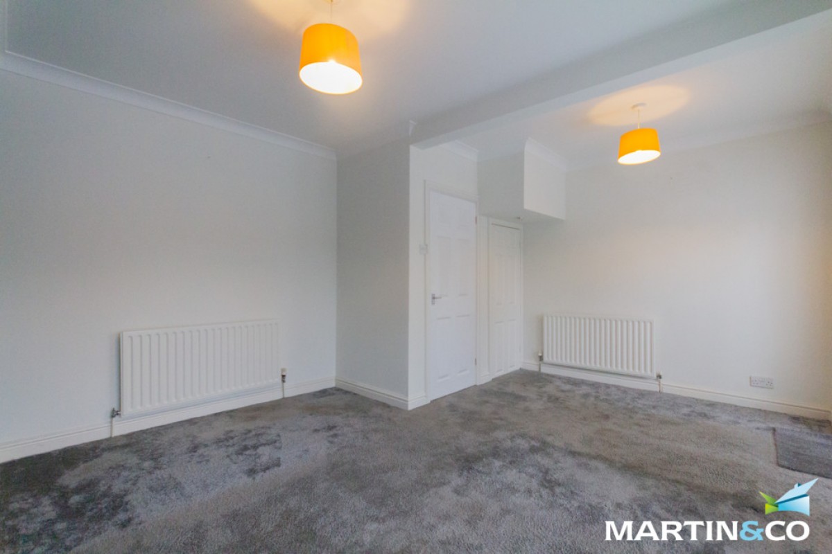 Lower White Road, Quinton, B32