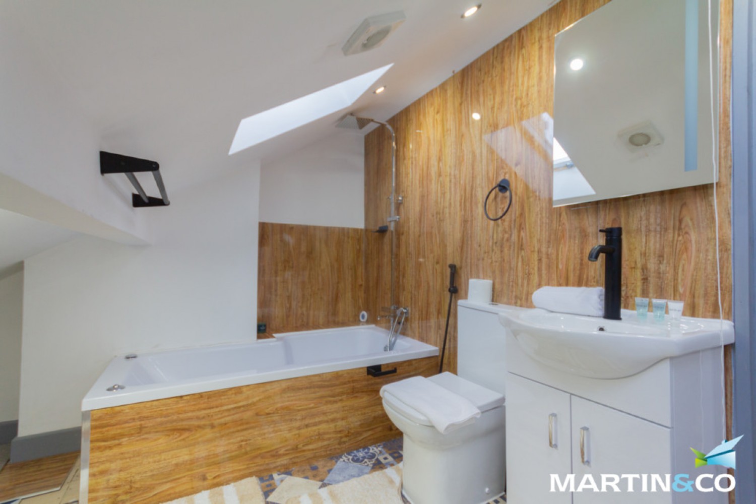 4 bedroom House for Letting The Dell, Daisy Road, Edgbaston, B16