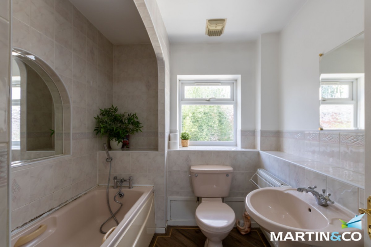 Christ Church Grove, Walsall, WS1