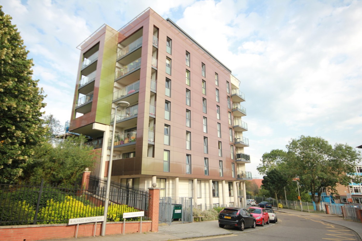 Bell Barn Road, Park Central, B15