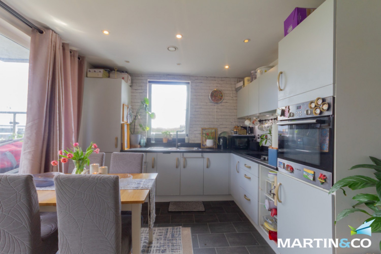 Bell Barn Road, Park Central, B15