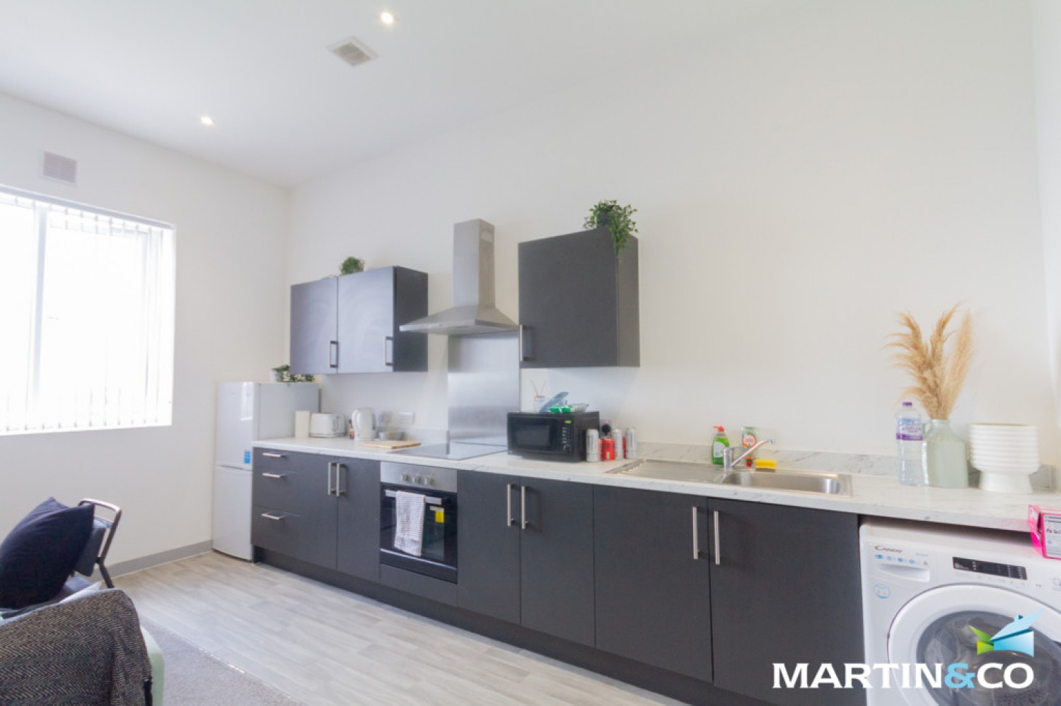 1 bedroom Flat for Letting Oak Court, Dudley Road, Brierley Hill, DY5