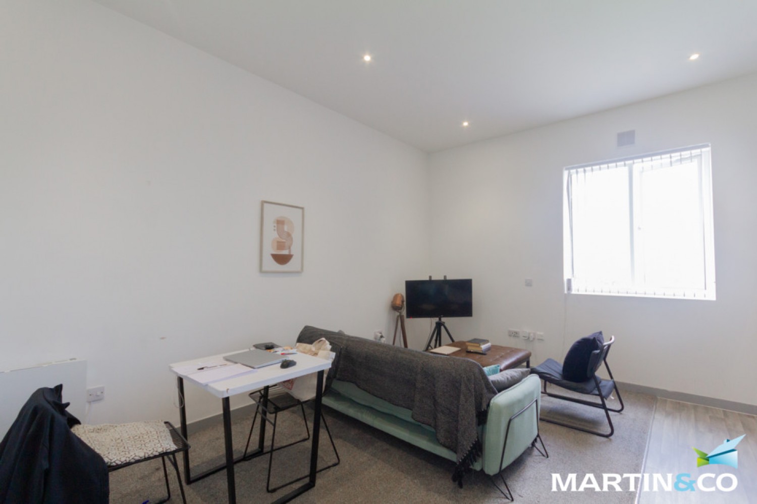 1 bedroom Flat for Letting Oak Court, Dudley Road, Brierley Hill, DY5