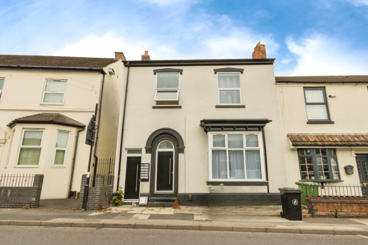 Bloxwich Road South, Willenhall, WV13