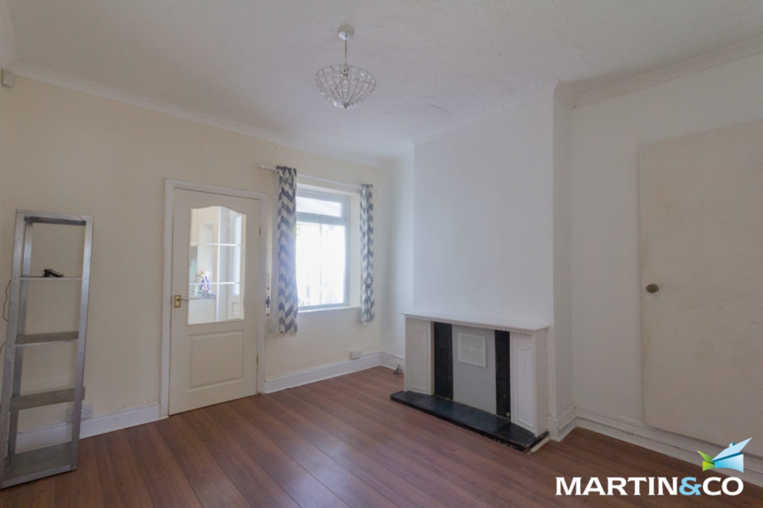 Hagley Road West, Oldbury, B68