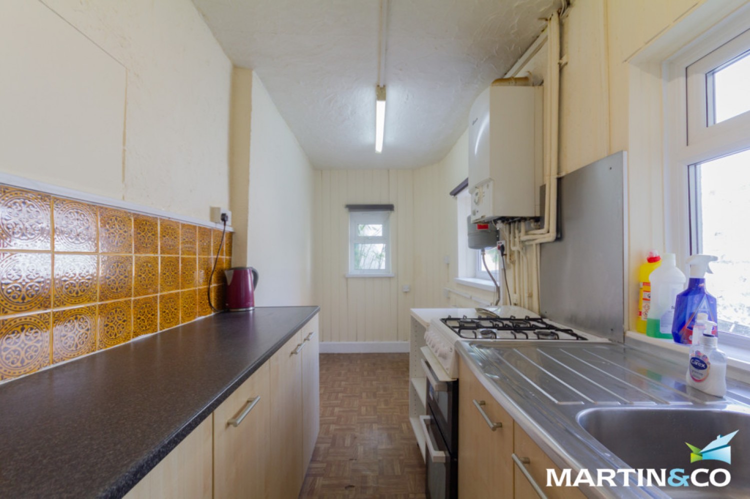 Hagley Road West, Oldbury, B68