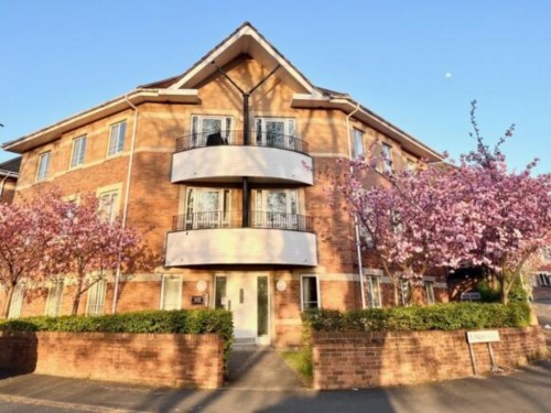 Montana House, 22 The Moorings, Hockley, B18