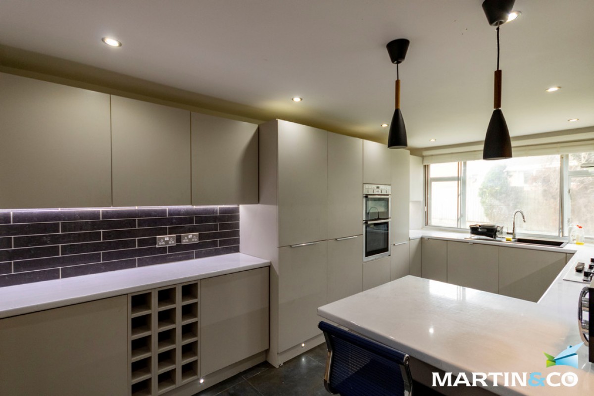 Jiggins Lane, Bartley Green, B32