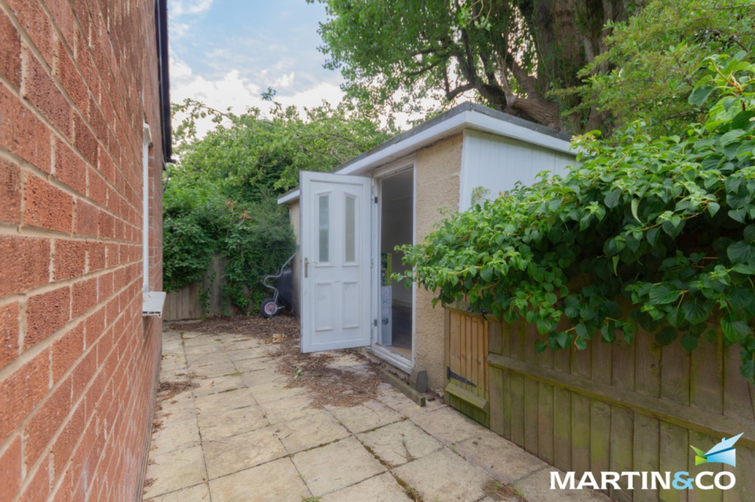 Lordswood Road, Harborne, B17