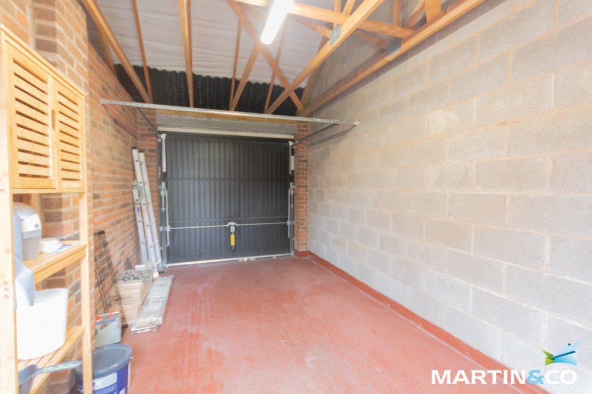Perrott Way, Edgbaston, B17